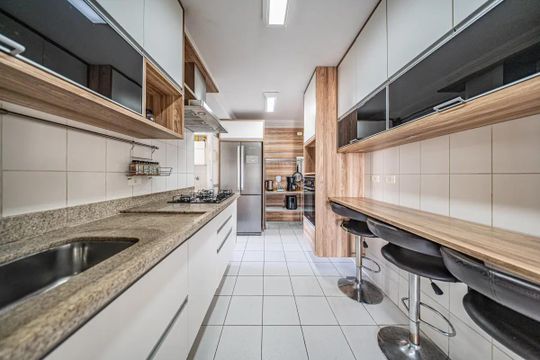 Cozinha de apartamento à venda com 3 quartos, 128m² em Vila Mariana, São Paulo
