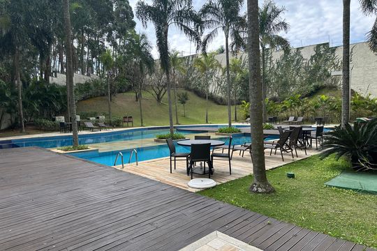 Área comum - Piscina de apartamento à venda com 3 quartos, 202m² em Alphaville Empresarial, Santana de Parnaíba
