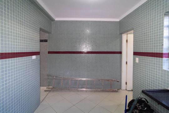 Cozinha de casa para alugar com 1 quarto, 45m² em Jardim Guairaca, São Paulo