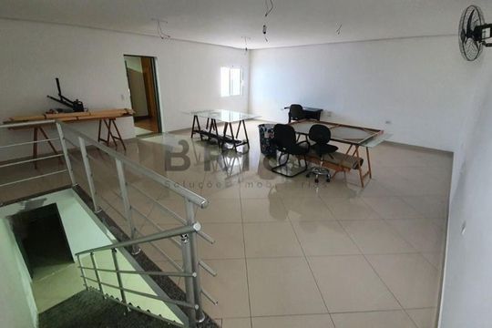 Casa para alugar com 5 quartos, 179m² em Vila Olímpia, São Paulo