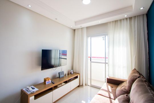 Sala de apartamento à venda com 2 quartos, 55m² em Jardim do Estádio, Santo André