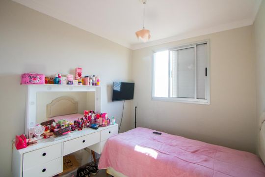 Quarto 2 de apartamento à venda com 2 quartos, 55m² em Jardim do Estádio, Santo André