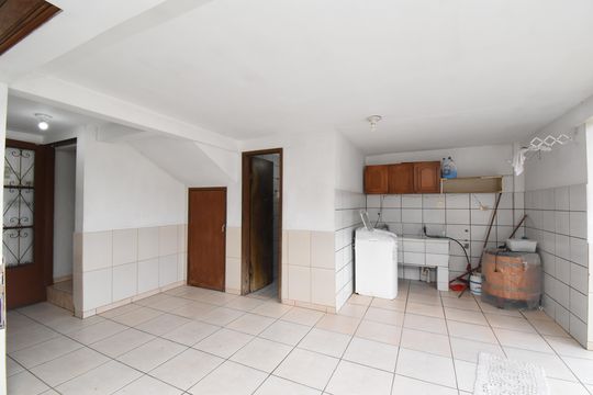 Área de Serviço de casa à venda com 3 quartos, 242m² em Pilarzinho, Curitiba
