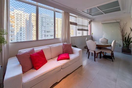 Apartamento à venda com 3 quartos, 200m² em Jardins, São Paulo