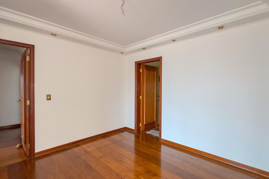 Sala de apartamento à venda com 3 quartos, 107m² em Santo Amaro, São Paulo