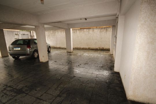 vaga de apartamento à venda com 3 quartos, 90m² em Pompéia, Belo Horizonte
