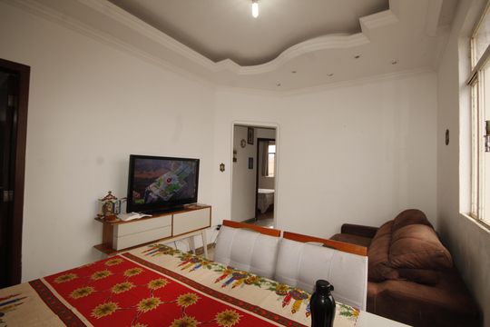 sala de apartamento à venda com 3 quartos, 90m² em Pompéia, Belo Horizonte