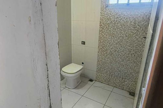 Banheiro de casa para alugar com 5 quartos, 185m² em Campo Grande, Rio de Janeiro