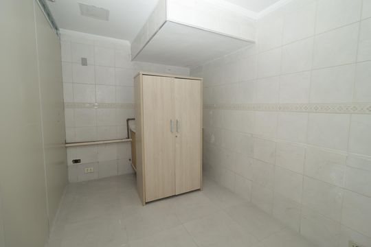 Subsolo de casa para alugar com 2 quartos, 180m² em Ipiranga, São Paulo