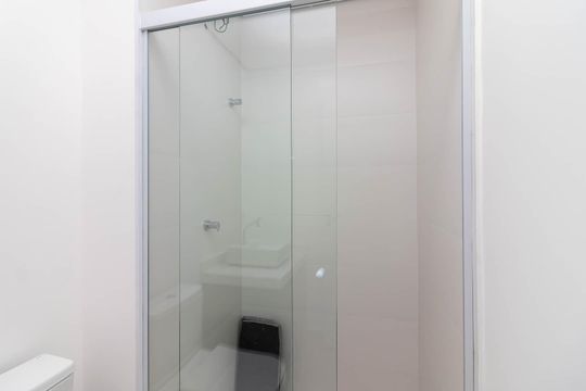 Banheiro de apartamento à venda com 1 quarto, 28m² em Santana, São Paulo