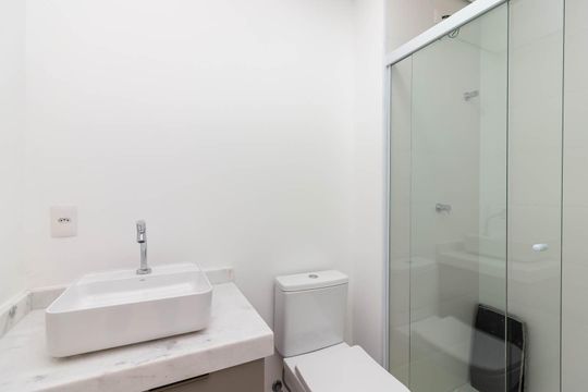 Banheiro de apartamento à venda com 1 quarto, 28m² em Santana, São Paulo