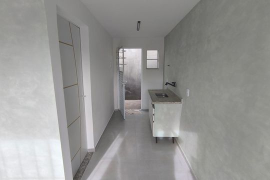 Cozinha de kitnet/studio para alugar com 1 quarto, 30m² em Monte Alegre, Cabo Frio