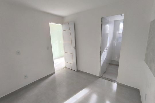Sala de kitnet/studio para alugar com 1 quarto, 30m² em Monte Alegre, Cabo Frio