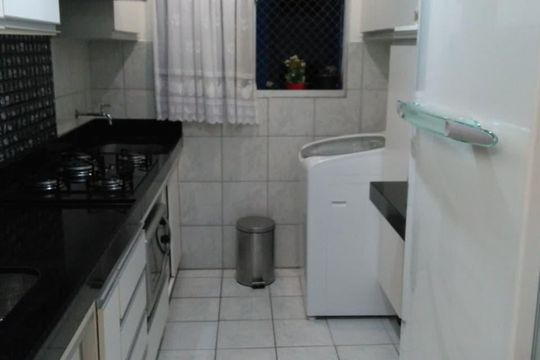 Cozinha de apartamento à venda com 2 quartos, 60m² em Fernão Dias, Belo Horizonte