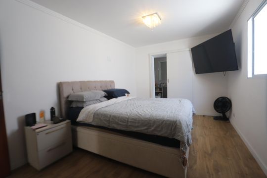 Suíte de casa à venda com 3 quartos, 180m² em Vila Santa Clara, São Paulo