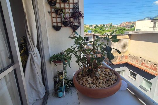 Varanda de apartamento para alugar com 2 quartos, 48m² em Cascadura, Rio de Janeiro