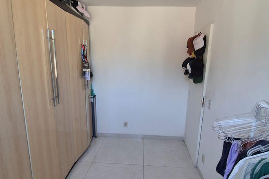 Quarto de apartamento para alugar com 2 quartos, 48m² em Cascadura, Rio de Janeiro