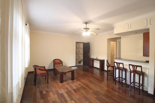 Casa à venda com 5 quartos, 207m² em Vila Campo Grande, São Paulo