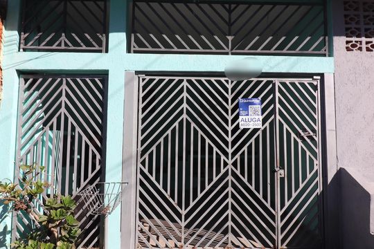 Fachada  de casa para alugar com 3 quartos, 125m² em Alvarenga, São Bernardo do Campo