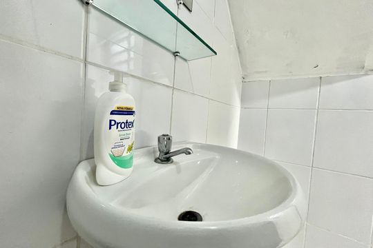 Banheiro de serviço de casa à venda com 2 quartos, 110m² em Vila Mascote, São Paulo