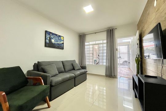 Sala de casa à venda com 2 quartos, 110m² em Vila Mascote, São Paulo