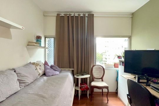Suíte 1 de apartamento à venda com 3 quartos, 160m² em Jardim Paulista, São Paulo