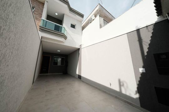 Garagem de casa à venda com 3 quartos, 168m² em Vila Granada, São Paulo