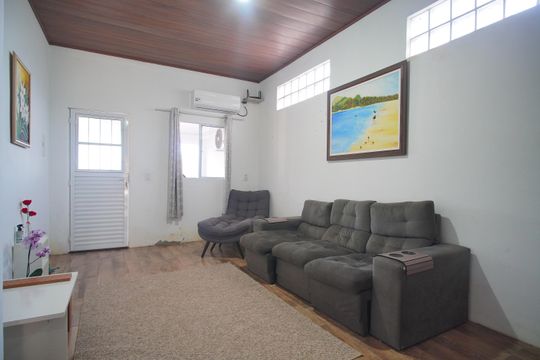 Casa à venda com 3 quartos, 90m² em Santos Dumont, São Leopoldo