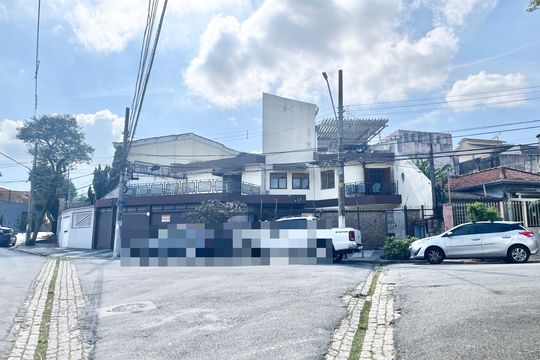Fachada de casa à venda com 4 quartos, 280m² em Água Fria, São Paulo