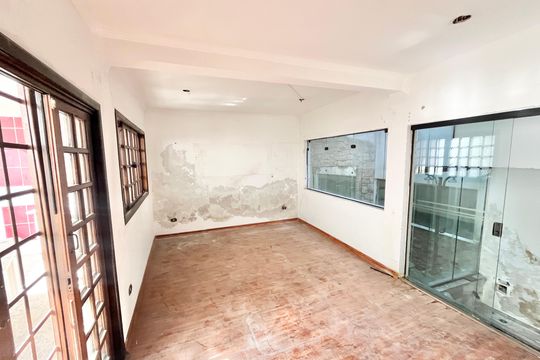 Sala 2 de casa à venda com 4 quartos, 280m² em Água Fria, São Paulo
