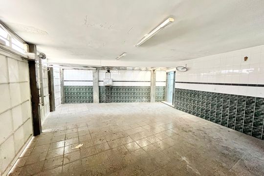 Garagem de casa à venda com 4 quartos, 280m² em Água Fria, São Paulo