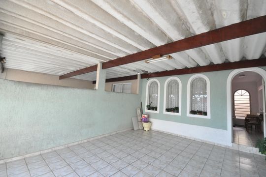 Garagem de casa à venda com 3 quartos, 160m² em Jardim Joamar, São Paulo