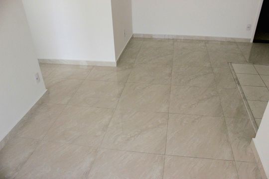 Sala  de apartamento para alugar com 2 quartos, 47m² em Vila Galvão, Guarulhos