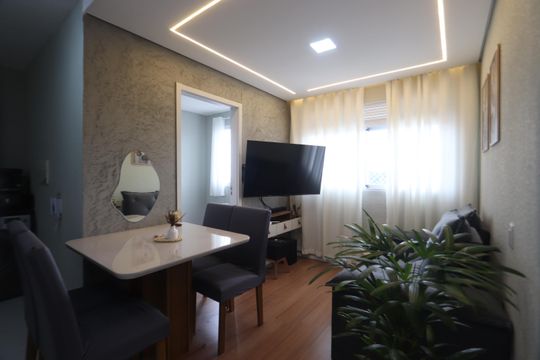 Sala de apartamento à venda com 2 quartos, 35m² em Fazenda da Juta, São Paulo