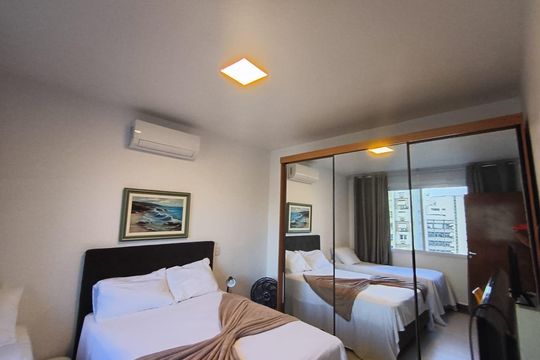 Quarto de apartamento para alugar com 2 quartos, 60m² em Boqueirão, Santos