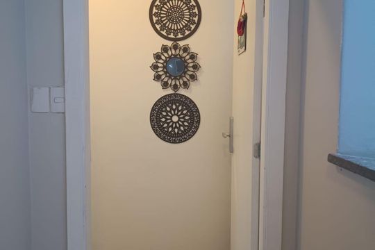 corredor de apartamento para alugar com 2 quartos, 60m² em Boqueirão, Santos