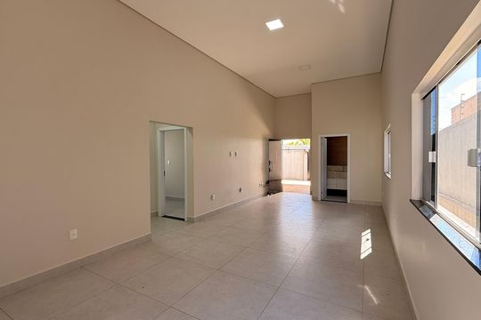 Sala de casa à venda com 3 quartos, 210m² em Q 4, Brasília