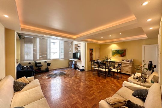 Apartamento à venda com 2 quartos, 120m² em Copacabana, Rio de Janeiro