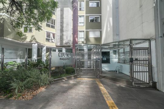 Área comum de apartamento para alugar com 2 quartos, 80m² em Independência, Porto Alegre