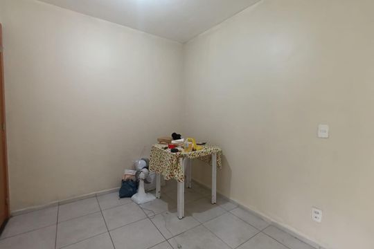 Sala de apartamento para alugar com 2 quartos, 50m² em Jardim Alvorada, Nova Iguaçu