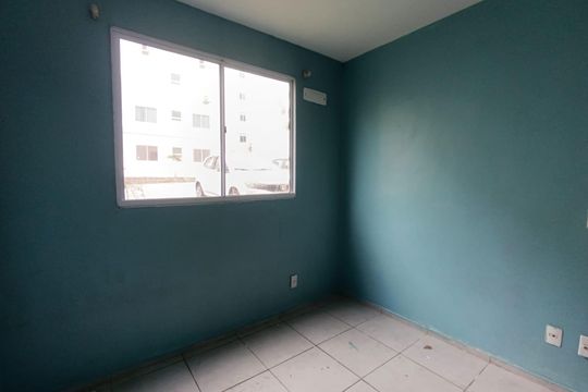 Quarto 1 de apartamento para alugar com 2 quartos, 50m² em Jardim Alvorada, Nova Iguaçu