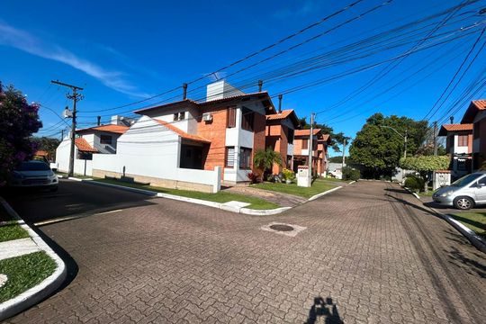 Área comum de casa de condomínio à venda com 3 quartos, 117m² em Igara, Canoas