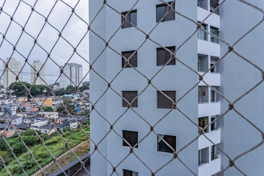 Vista Quarto 1 de apartamento para alugar com 2 quartos, 60m² em Vila Mangalot, São Paulo