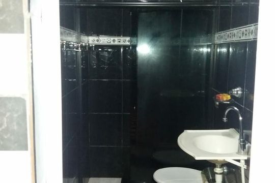 Banheiro de casa à venda com 1 quarto, 60m² em Tomás Coelho, Rio de Janeiro