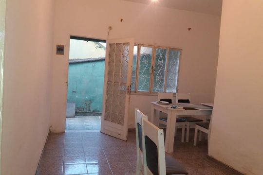 Casa à venda com 1 quarto, 60m² em Tomás Coelho, Rio de Janeiro