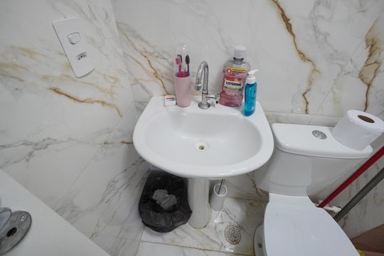 Banheiro de apartamento à venda com 2 quartos, 36m² em Cambuci, São Paulo
