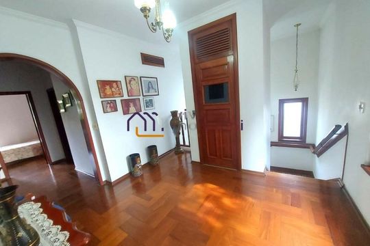 Casa para alugar com 4 quartos, 330m² em Super Quadra Morumbi, São Paulo