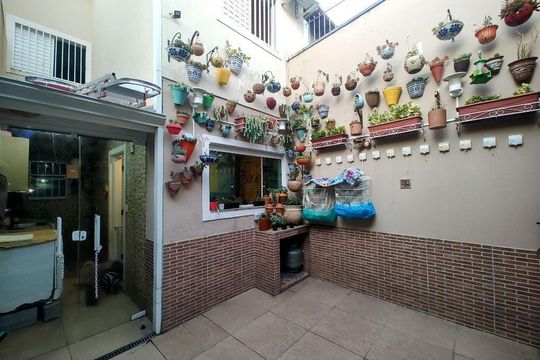 Casa à venda com 3 quartos, 94m² em Jardim Esmeralda, São Paulo