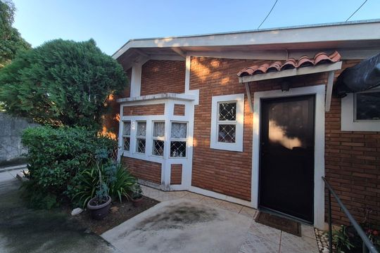 Casa à venda com 3 quartos, 360m² em Parque São Quirino, Campinas
