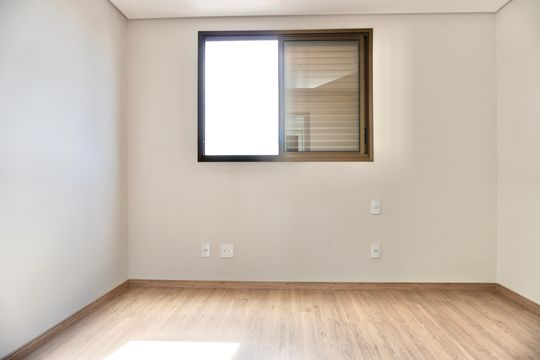 Apartamento à venda com 4 quartos, 186m² em Prado, Belo Horizonte
